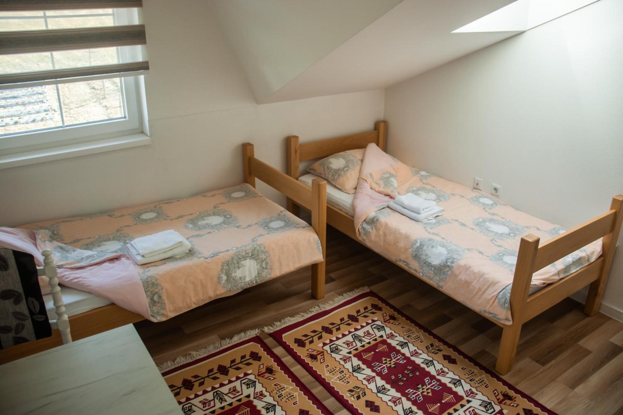Apartments Basic Visoko Exterior photo